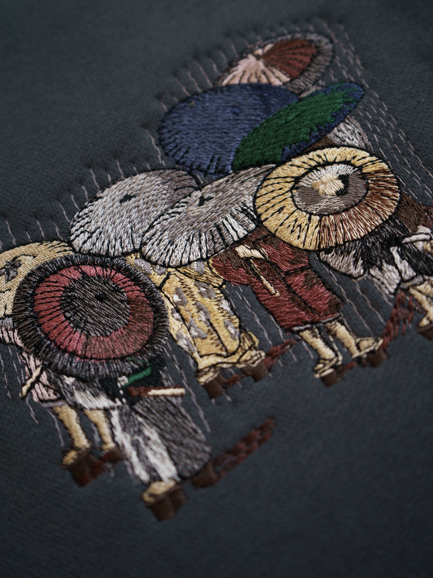 TRAVELERS IN THE RAIN SWEATSHIRT
