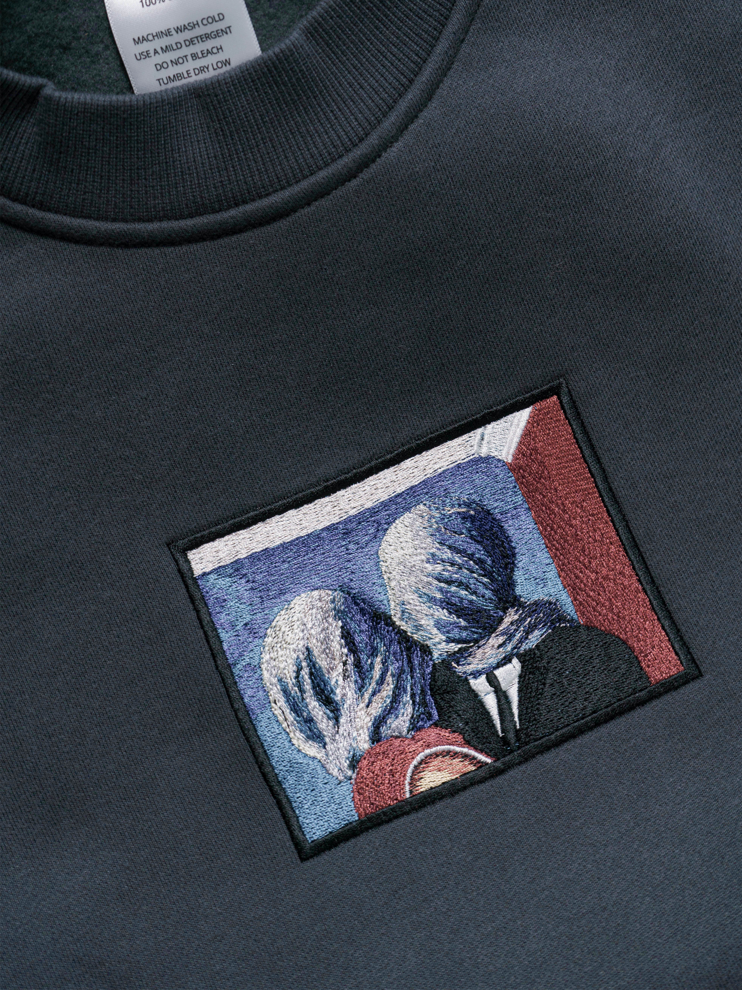THE LOVERS SWEATSHIRT